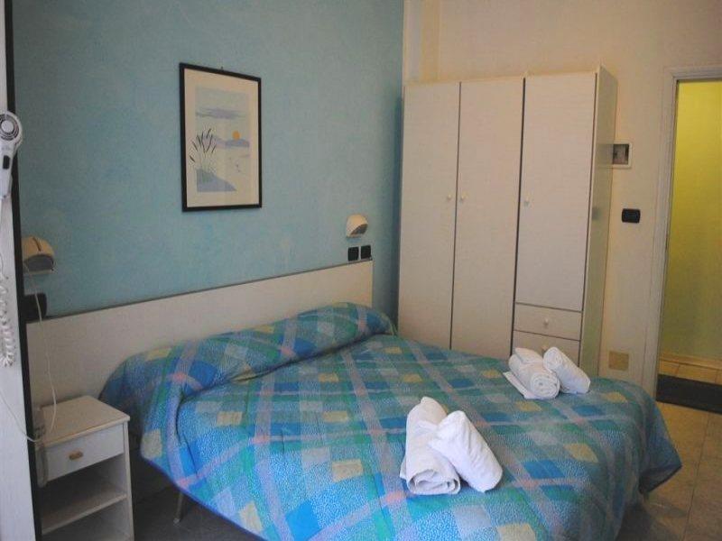 Hotel Saxon Ріміні Екстер'єр фото